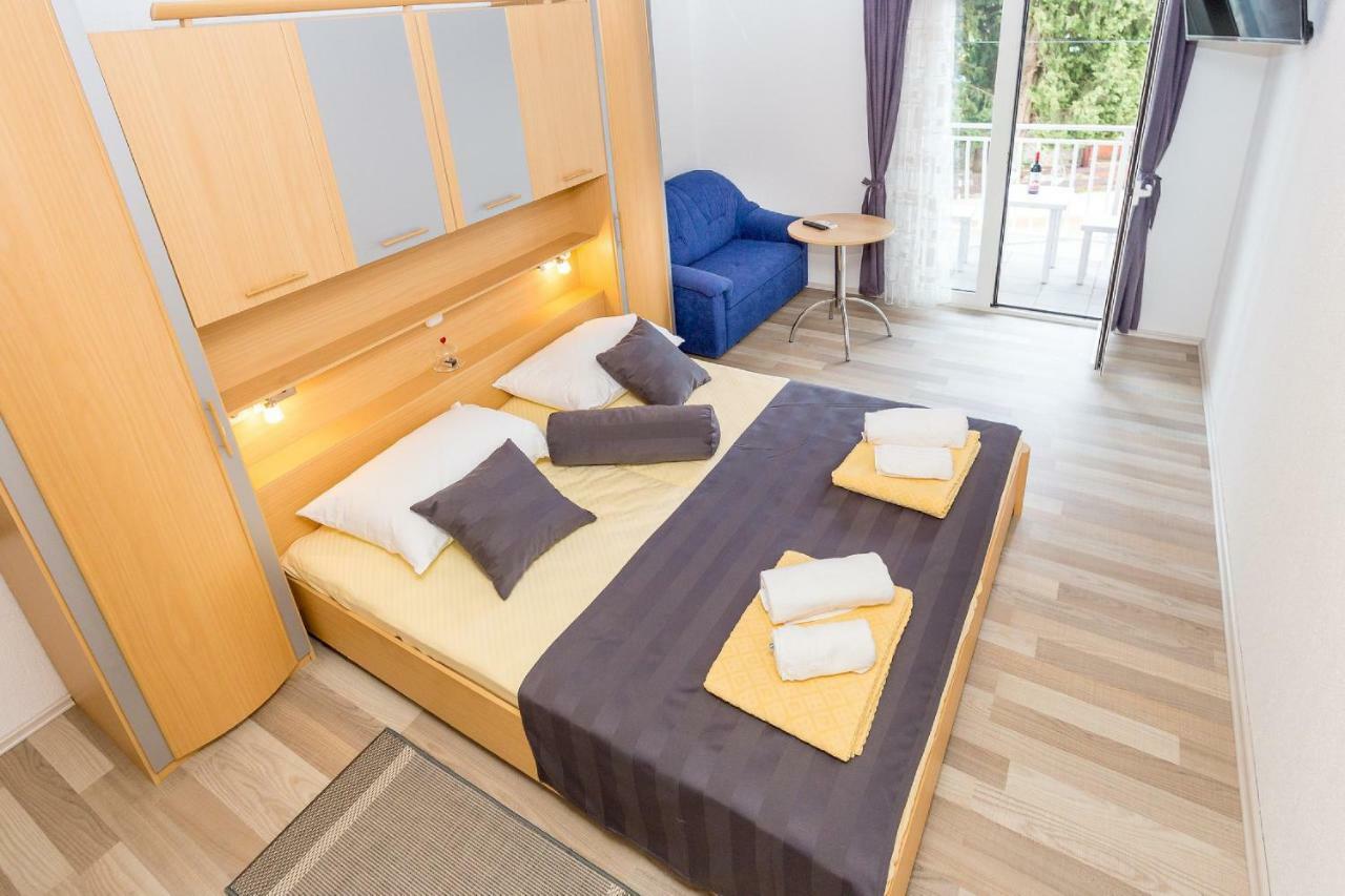 Lanterna Rooms Turanj Zewnętrze zdjęcie